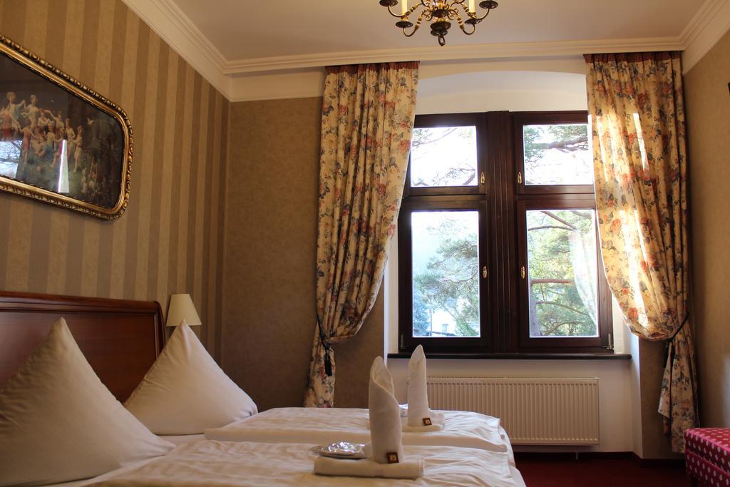 Schlosshotel Stecklenberg Тале Екстериор снимка
