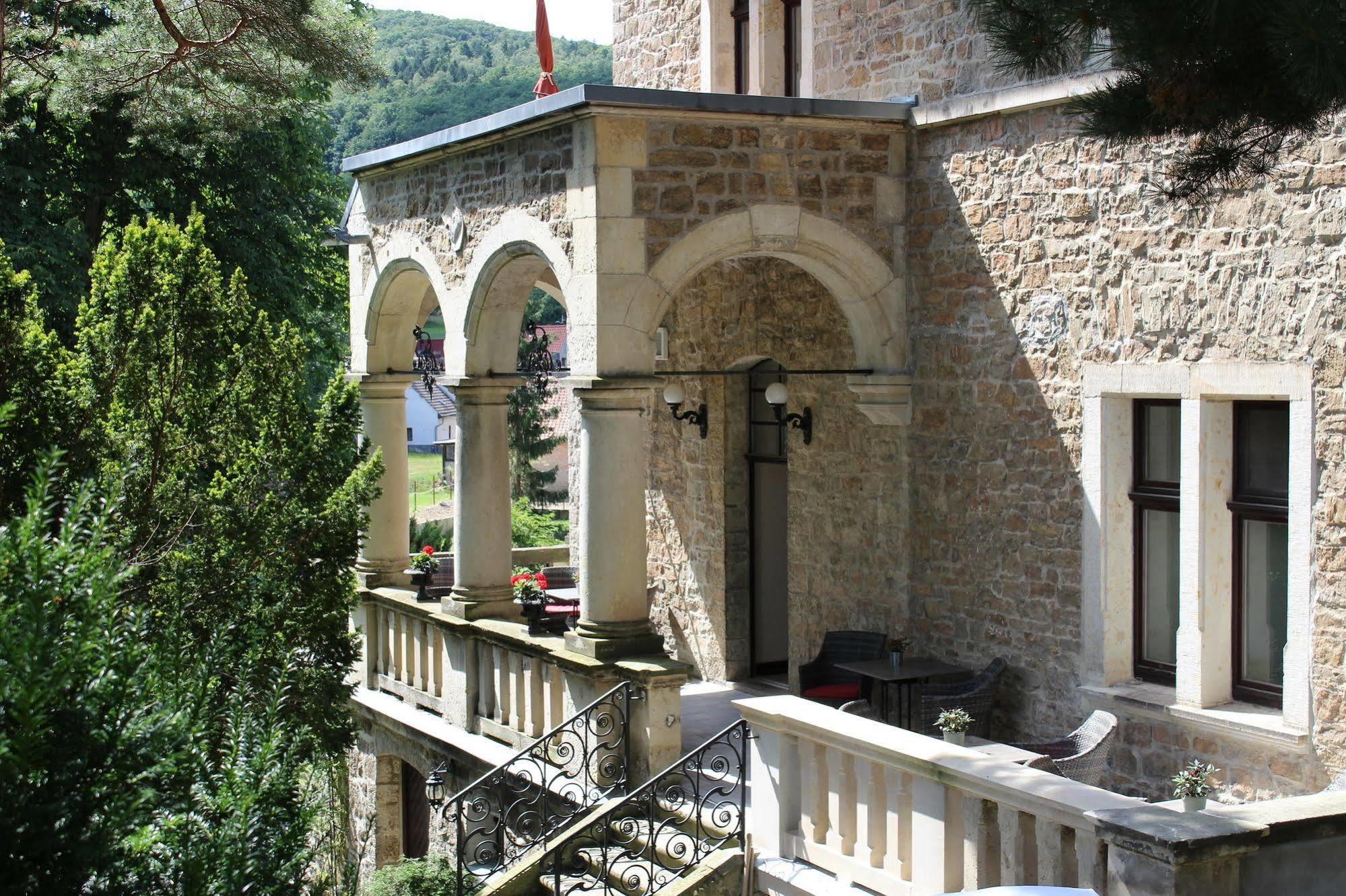 Schlosshotel Stecklenberg Тале Екстериор снимка